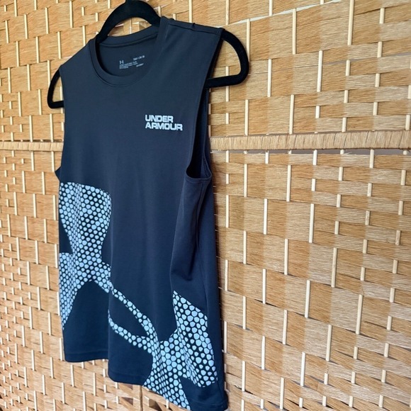Under Armour Exploded Black Tank Boys / Youth Size Medium - Picture 5 of 7